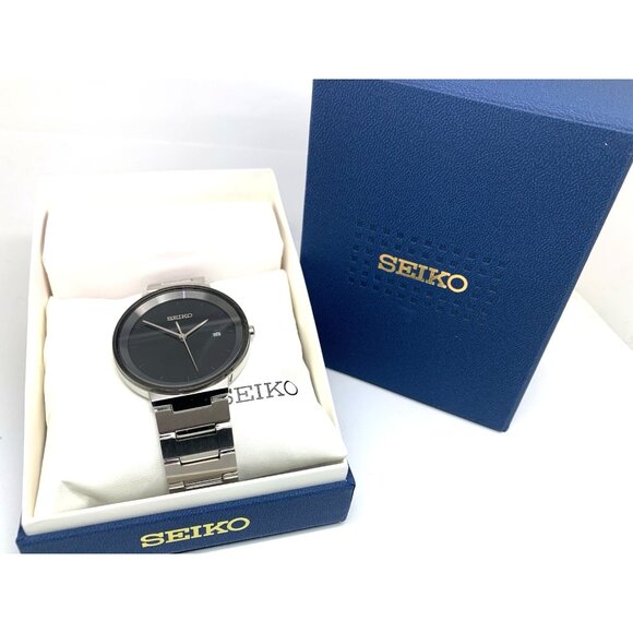 Seiko Men's Watch SUR485 Quartz Black Dial Date Silver Stainless Steel 40mm - Picture 3 of 14